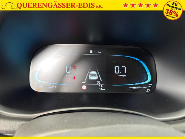 Hyundai / i30 / Orange / / / NAVI RFK LED PDC v+h