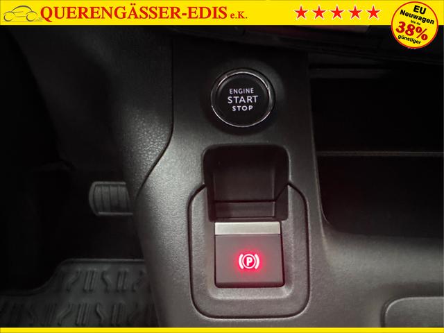 Fiat / Doblò / Blau / / / AUT 7-SITZER STYLE PACK SHZ TOTWINKEL UConnect 