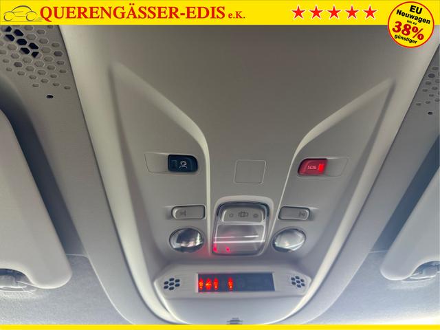 Fiat / Doblò / Blau / / / AUT 7-SITZER STYLE PACK SHZ TOTWINKEL UConnect 