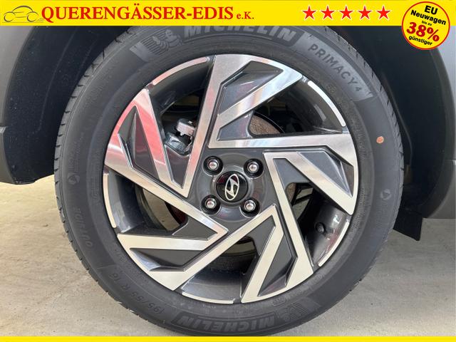 Hyundai / BAYON / Grün / / / NAVI SHZ RFK PDC KLIMAAUTOMATIK Licht/Regensensor
