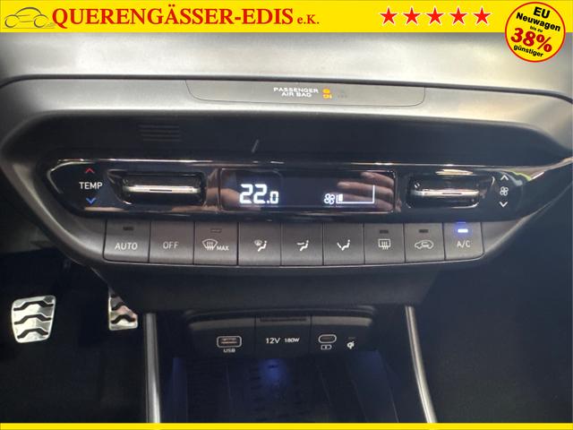 Hyundai / BAYON / Grün / / / NAVI SHZ RFK PDC KLIMAAUTOMATIK Licht/Regensensor