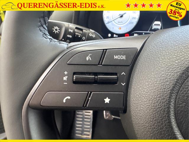 Hyundai / BAYON / Grün / / / NAVI SHZ RFK PDC KLIMAAUTOMATIK Licht/Regensensor