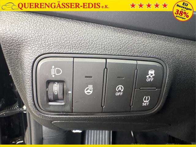 Hyundai / i20 / Schwarz / / / WP NAVI RFK TEMPOMAT