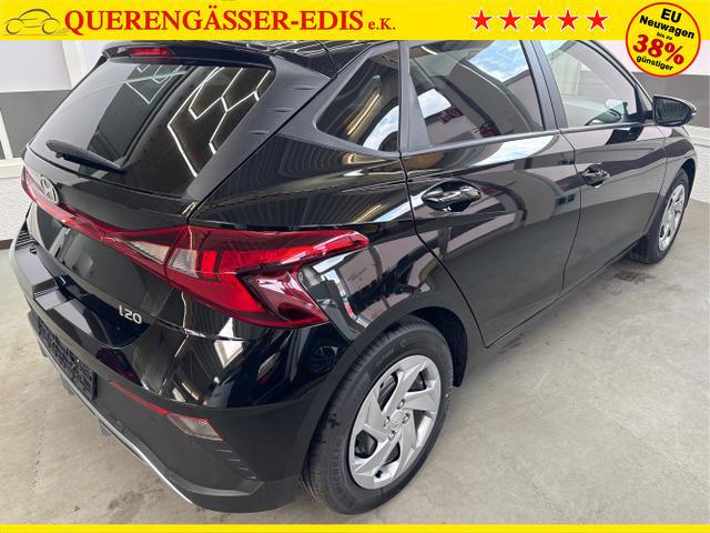 Hyundai / i20 / Schwarz / / / WP NAVI RFK TEMPOMAT