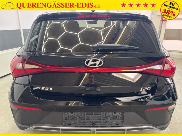 Hyundai / i20 / Schwarz / / / WP NAVI RFK TEMPOMAT