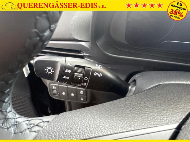 Hyundai / i20 / Schwarz / / / WP NAVI RFK TEMPOMAT