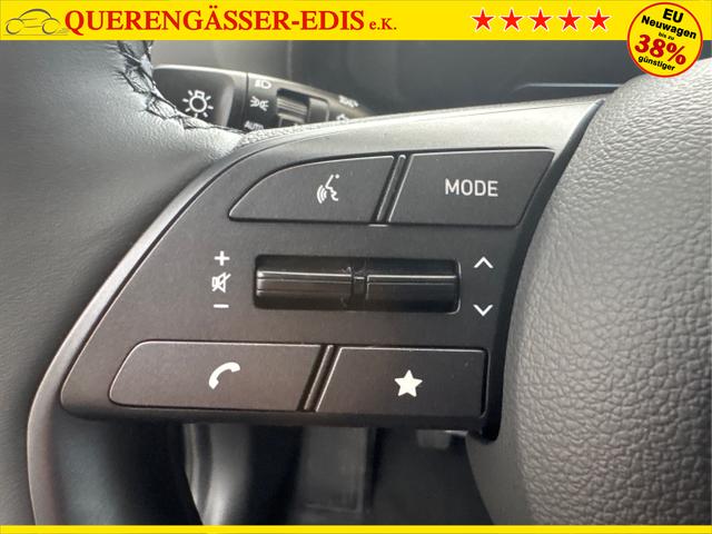 Hyundai / i20 / Schwarz / / / WP NAVI RFK TEMPOMAT