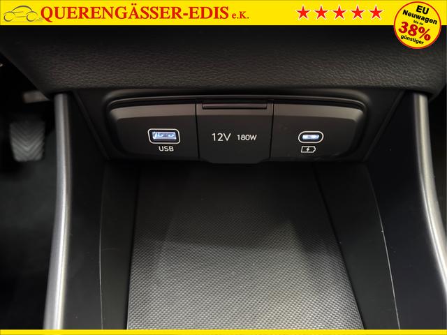Hyundai / i20 / Schwarz / / / WP NAVI RFK TEMPOMAT