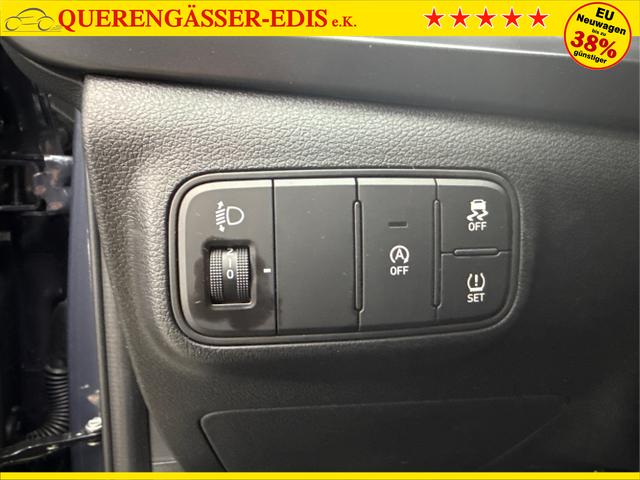 Hyundai / i20 / Grau / / / NAVI RFK TEMPOMAT