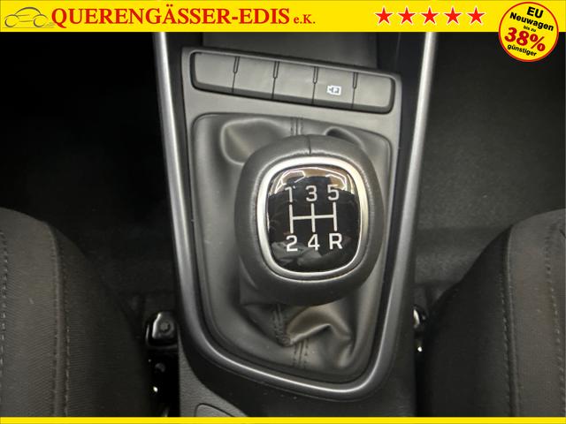 Hyundai / i20 / Grau / / / NAVI RFK TEMPOMAT