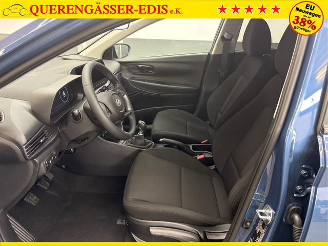 Hyundai / i20 / Blau / / / WP KLIMAAUTOMATIK NAVI RFK TEMPOMAT