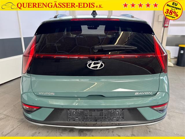Hyundai / BAYON / Grün / / / NAVI SHZ RFK PDC KLIMAAUTOMATIK