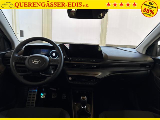 Hyundai / BAYON / Grün / / / NAVI SHZ RFK PDC KLIMAAUTOMATIK
