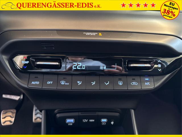 Hyundai / BAYON / Grün / / / NAVI SHZ RFK PDC KLIMAAUTOMATIK