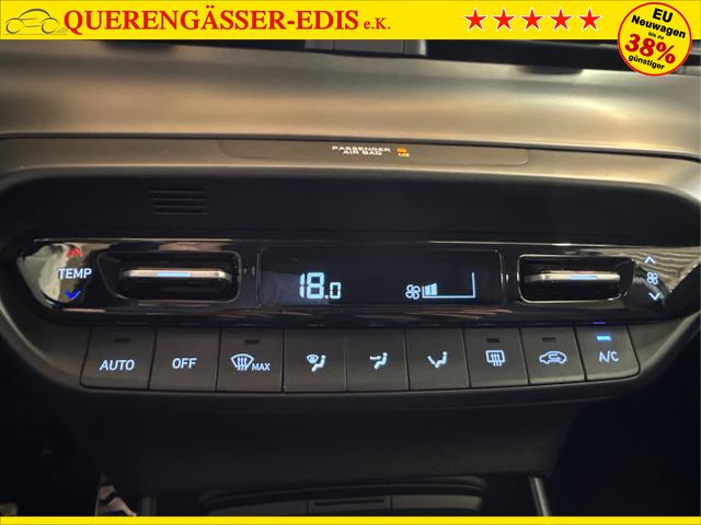 Hyundai / BAYON / Schwarz / / / NAVI SHZ RFK PDC KLIMAAUTOMATIK Licht/Regensensor