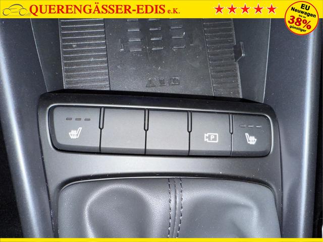 Hyundai / BAYON / Schwarz / / / NAVI SHZ RFK PDC KLIMAAUTOMATIK Licht/Regensensor