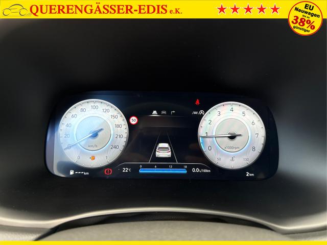 Hyundai / i30 / Rot / / / EDITION NAVI SHZ KLIMAAUTOMATIK RFK LED PDC v+h