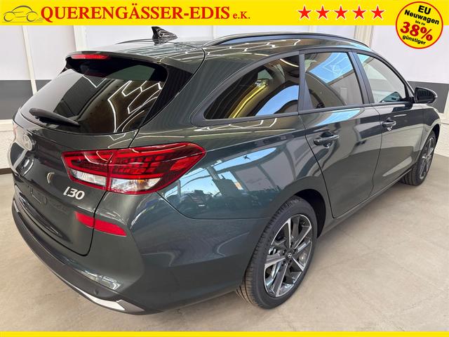 Hyundai i30 Kombi STYLE EDITION NAVI SHZ KLIMAAUTOMATIK RFK LED PDC v+h 