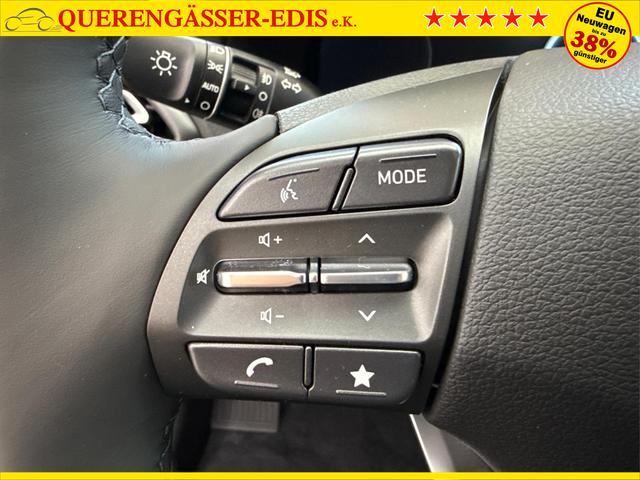 Hyundai i30 Kombi STYLE EDITION NAVI SHZ KLIMAAUTOMATIK RFK LED PDC v+h 