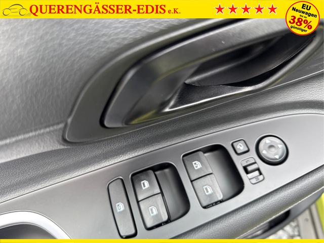 Hyundai / BAYON / Weiß / / / 