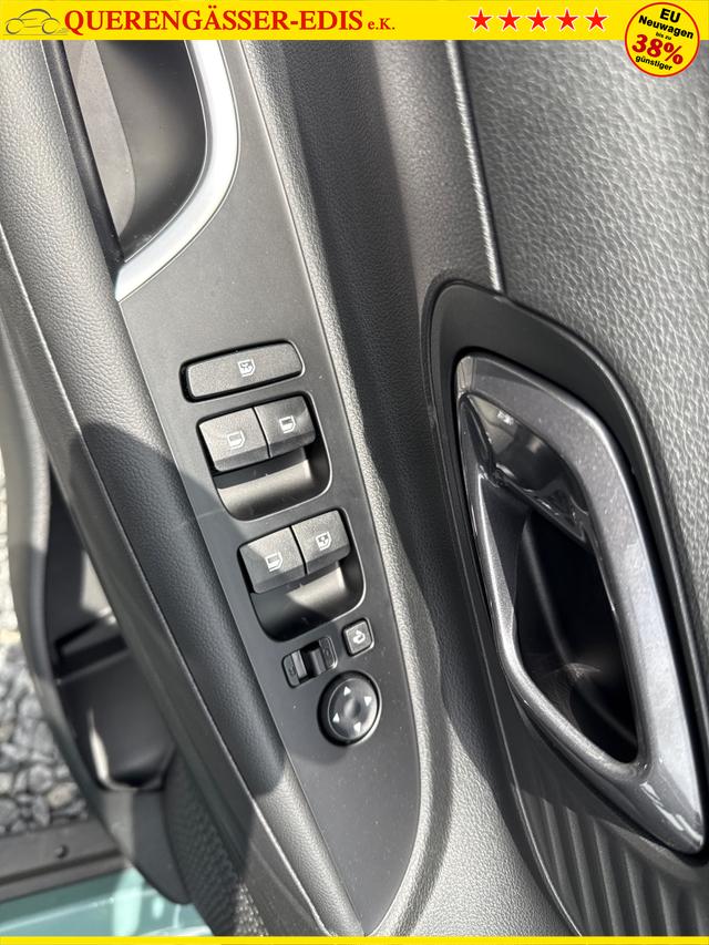 Hyundai / BAYON / Weiß / / / 