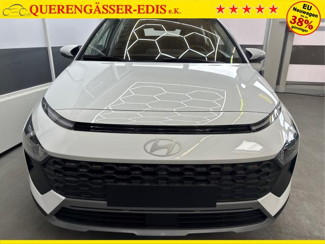 Hyundai / BAYON / Weiß / / / DCT SHZ NAVI RFK PDC 