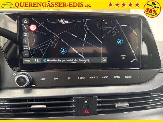 Hyundai / BAYON / Weiß / / / DCT SHZ NAVI RFK PDC 