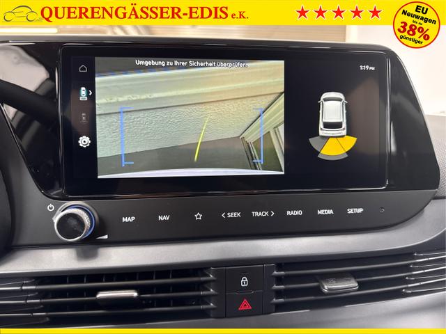 Hyundai / BAYON / Weiß / / / DCT SHZ NAVI RFK PDC 