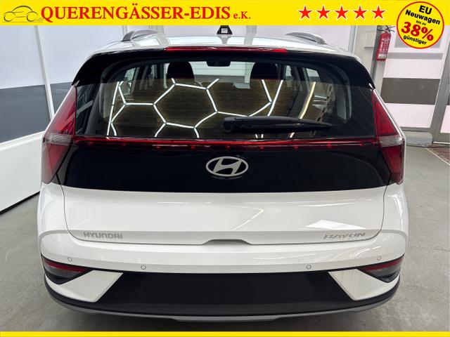 Hyundai / BAYON / Weiß / / / DCT SHZ NAVI RFK PDC 