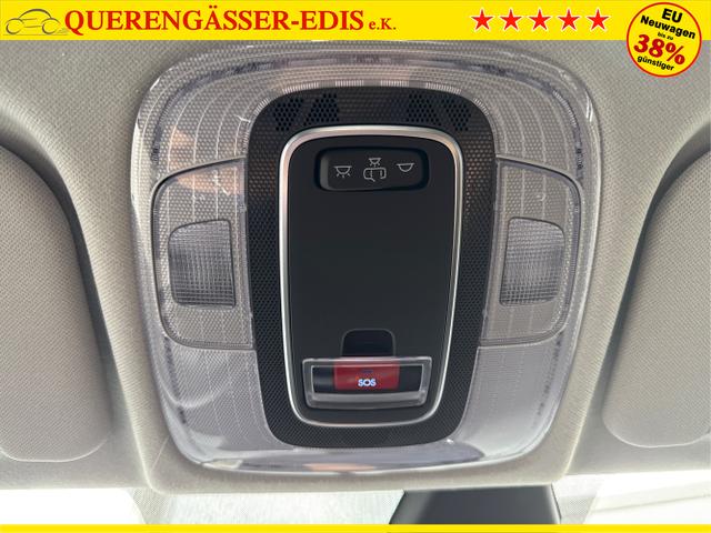 Hyundai / BAYON / Weiß / / / DCT SHZ NAVI RFK PDC 