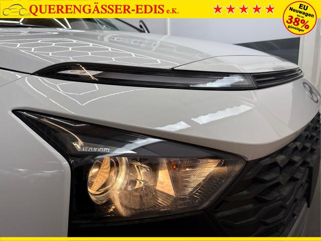 Hyundai / BAYON / Weiß / / / DCT SHZ NAVI RFK PDC 