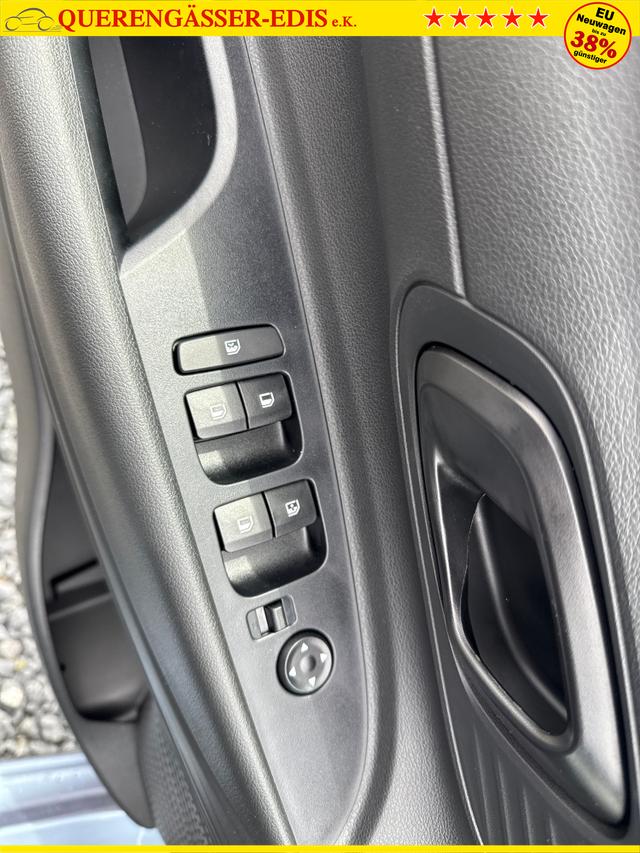 Hyundai / i20 / Blau / / / DCT WP KLIMAAUTOMATIK NAVI RFK TEMPOMAT