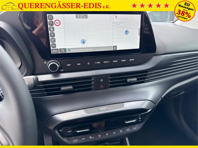 Hyundai / i20 / Grün / / / NAVI SHZ LED ALU RFK SHZ KLIMAAUTOMATIK 