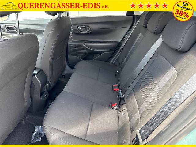 Hyundai / i20 / Grün / / / NAVI SHZ LED ALU RFK SHZ KLIMAAUTOMATIK 