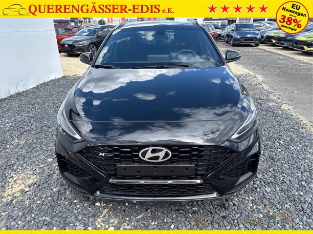 Hyundai / i30 / Schwarz / / / N-LINE SHZ NAVI PDC RFK