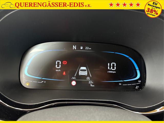 Hyundai / i10 / Grün / / / AUT NAVI SHZ TEMPOMAT 