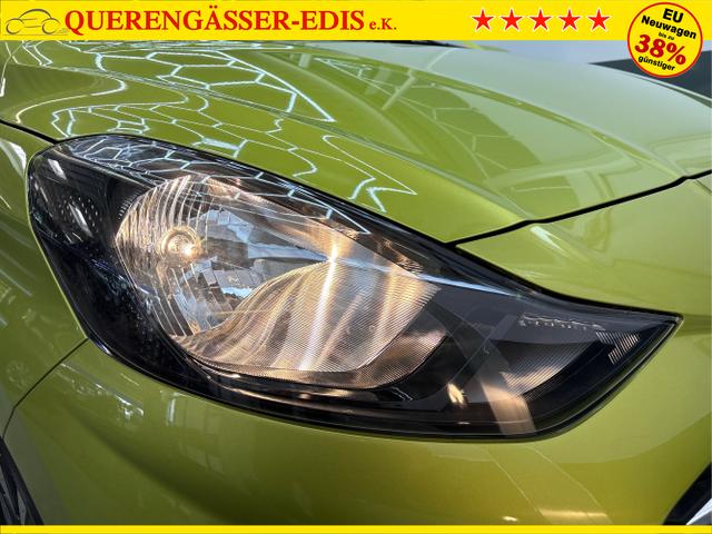 Hyundai / i10 / Grün / / / AUT NAVI SHZ TEMPOMAT 
