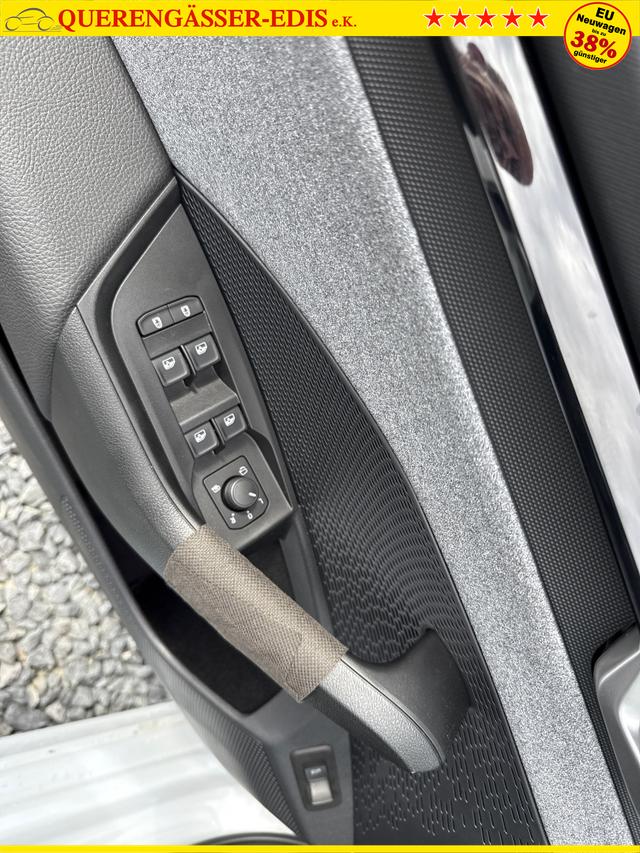 Skoda / Octavia / Weiß / / / 