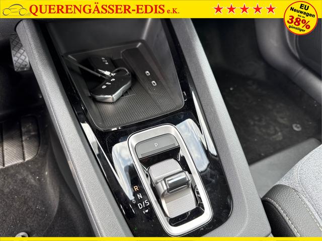 Skoda / Octavia / Weiß / / / 
