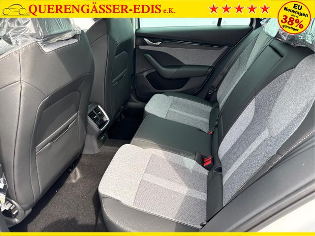Skoda / Octavia / Weiß / / / 