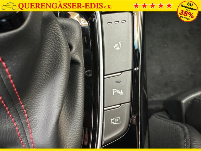 Hyundai / i30 / Weiß / / / DCT ACC NAVI RFK WP 