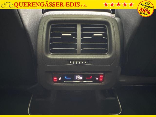 Volkswagen / Touran / Silber / / / 