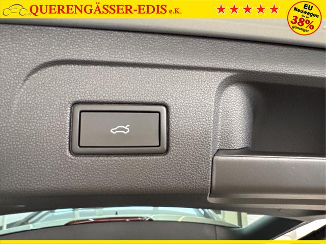 Volkswagen / Touran / Silber / / / 