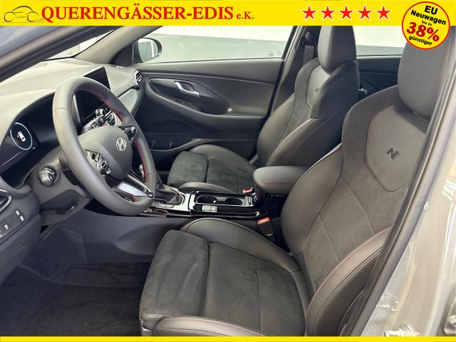 Hyundai / i30 / Grau / / / DCT ACC NAVI RFK WP 