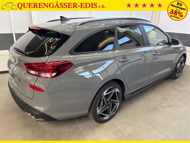 Hyundai / i30 / Grau / / / DCT ACC NAVI RFK WP 