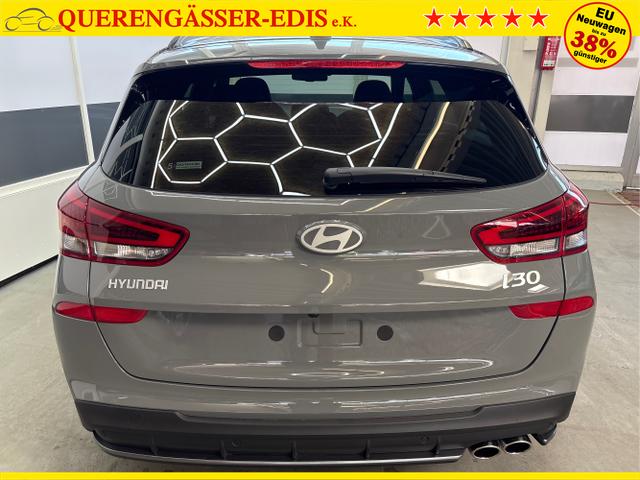 Hyundai / i30 / Grau / / / DCT ACC NAVI RFK WP 