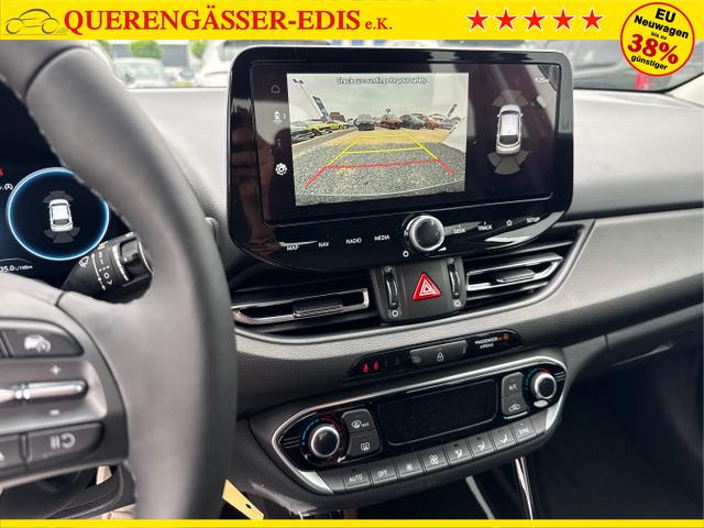 Hyundai / i30 / Grün / / / EDITION SHZ NAVI ALU LED RFK PDC