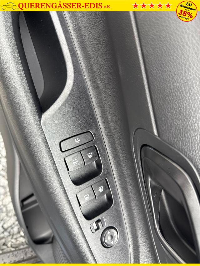 Hyundai / BAYON / Blau / / / DCT NAVI RFK PDC 