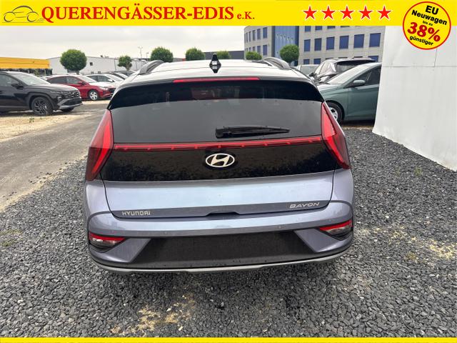 Hyundai / BAYON / Blau / / / SmartSense PLUS NAVI SHZ RFK PDC KLIMAAUTOMATIK