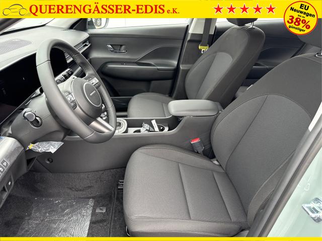 Hyundai / KONA / Grün / / / NAVI KLIMAAUTOMATIK PDC v+h RFK